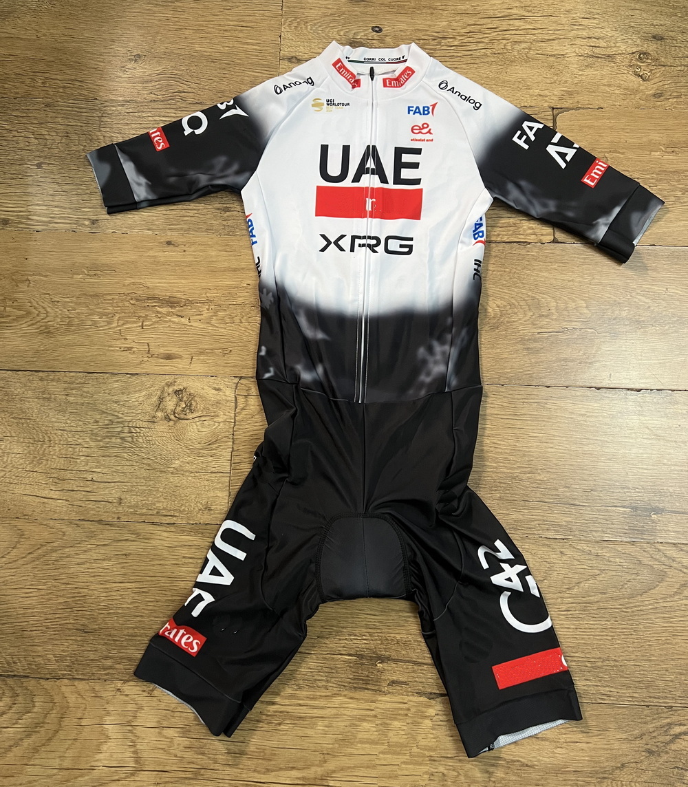 LASER CUT Skinsuit 2025 2026 U - đánh giá và giá Summer Clothing Material